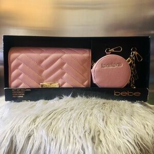 Bebe✨💗💛Pink Quilted Crossbody Bag Set